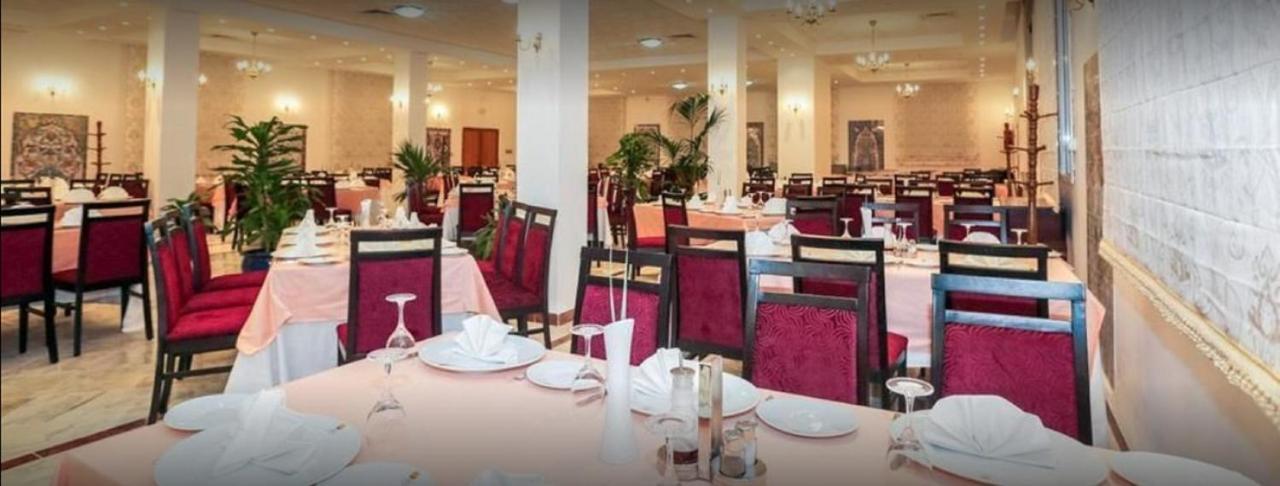 Taghit Saoura Hotel Ngoại thất bức ảnh